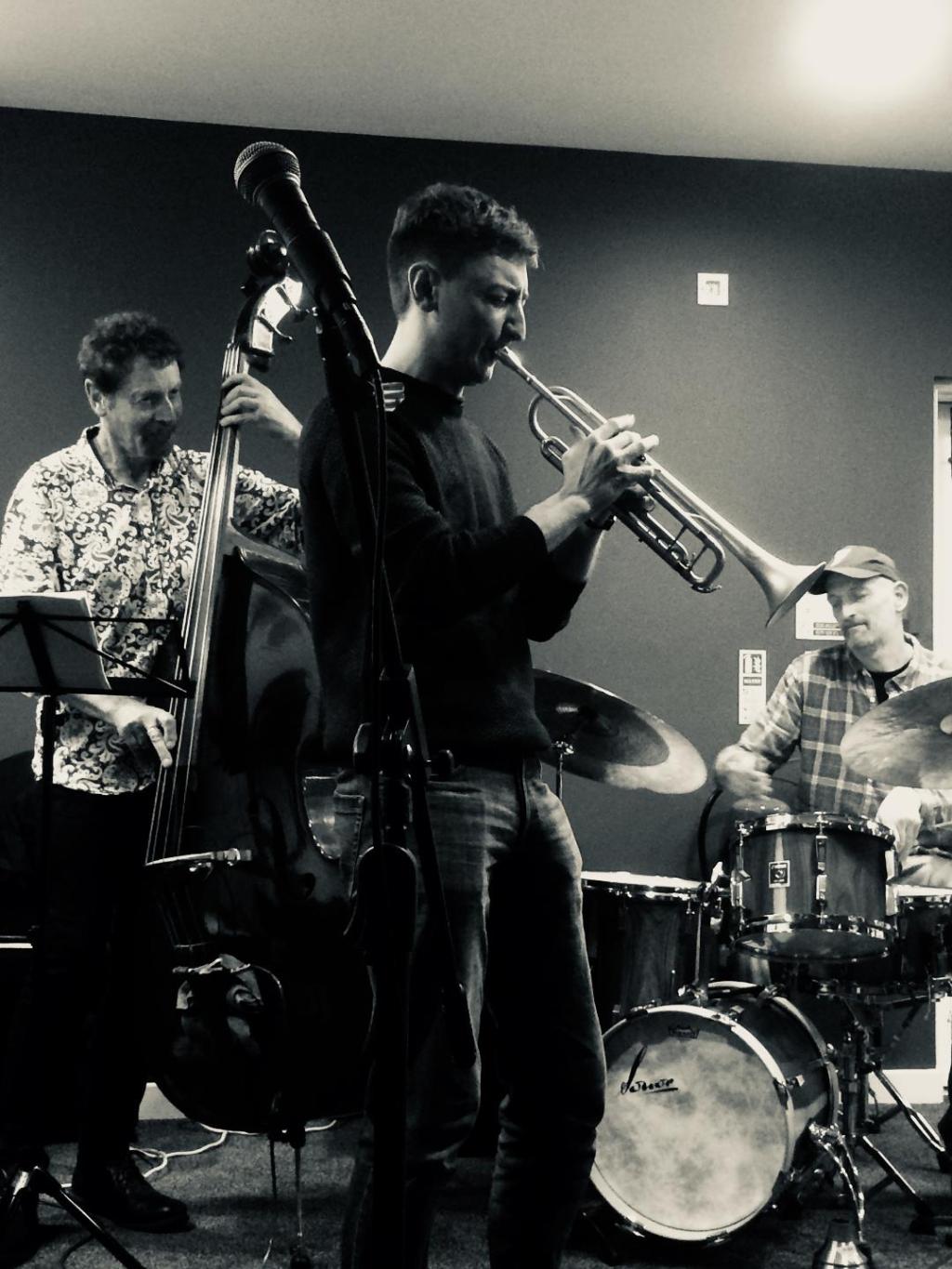 KILNER &CO PLAY A CLASSIC SET